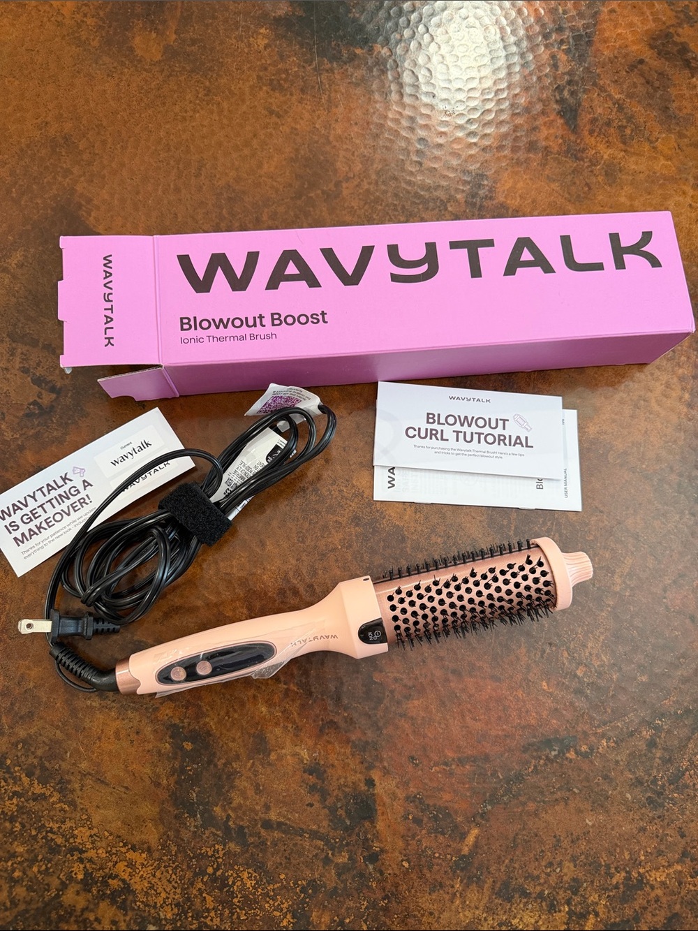 NWT WAVYTALK Blowout Boost Ionic Thermal Brush — Pink B4